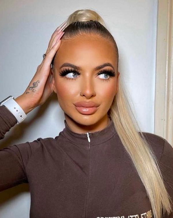 Can You Wear Halo Hair Extensions in a High Ponytail? Here’s Why It’s Not Possible